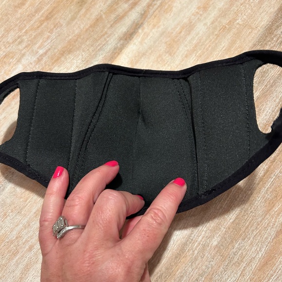 Re-Posh never used face mask excellent quality materials Mickey Mouse - Picture 2 of 7